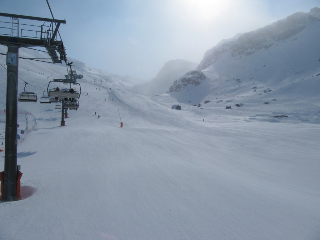 Tignes 缆车视角下的高山雪道
